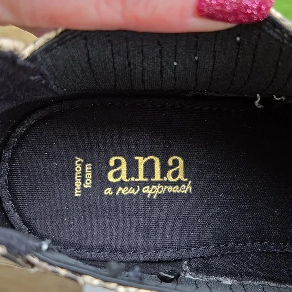 A.N.A Faux Snakeskin Ankle Boots Booties Memory Foam Like New Condition Womens 9 - Picture 4 of 7